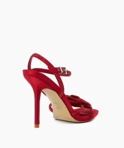 Hot Medallion - Heeled Sandals