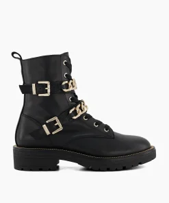 Outlet Plazas - Black Boots